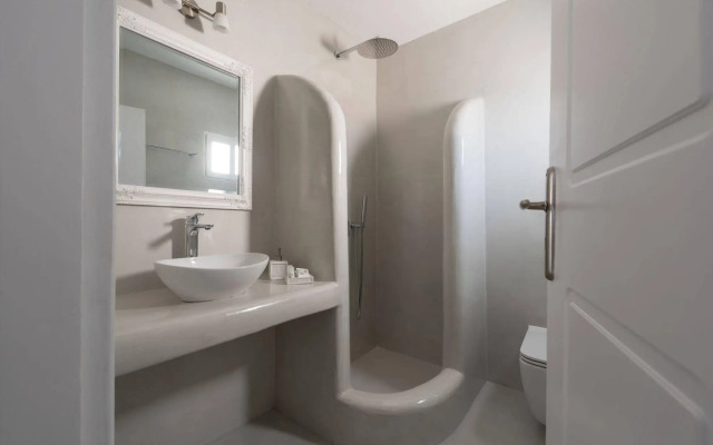 Kamares Apartments