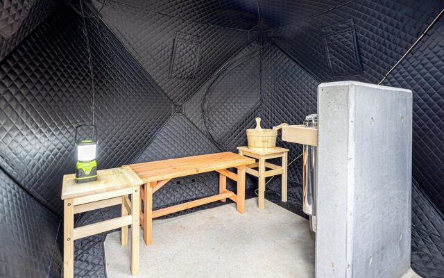 AWAUMI Fujikawaguchiko Resort