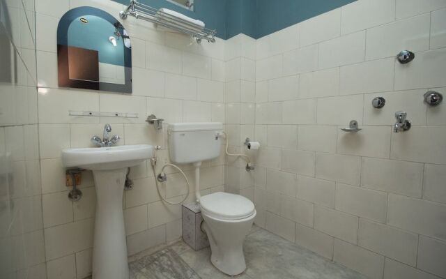 OYO 24177 Himadri Inn