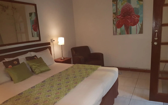 Hibiscus Valley Inn