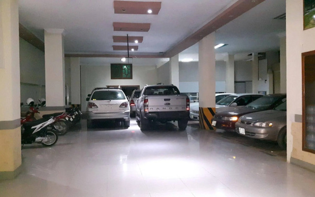 Lux Star Town Hotel