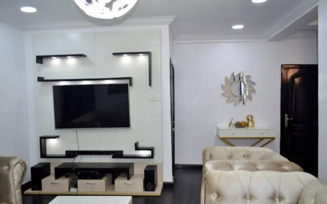 Immaculate 4-bed Apartment in Lagos