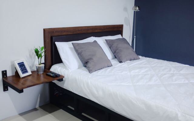 The Room Apartment
