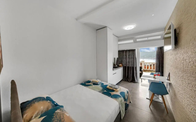 Apartments & Rooms Safić