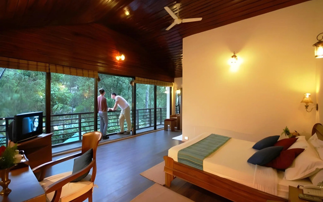 Carmelia Haven Resort – Guest Rooms – Kumily