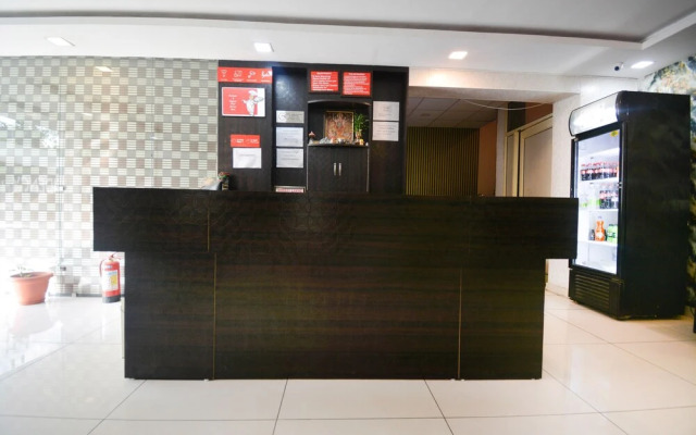 OYO 16515 Hotel Bombay Residency