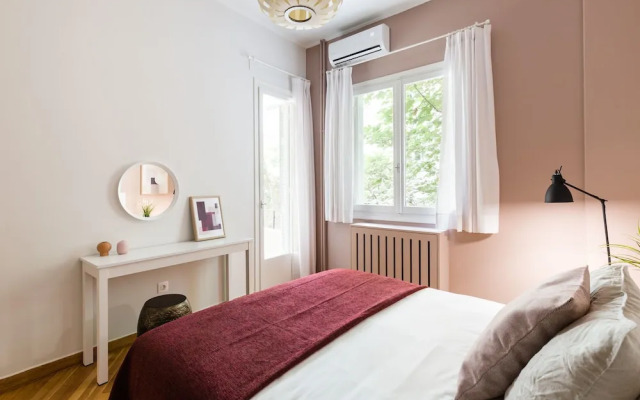 UPSTREET Classy Apartments