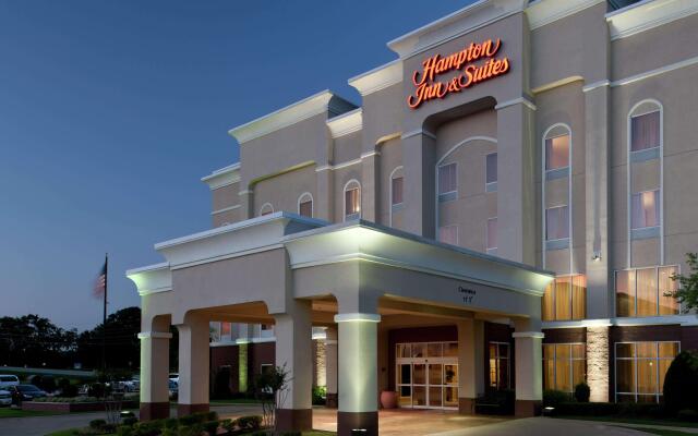 Hampton Inn & Suites Texarkana