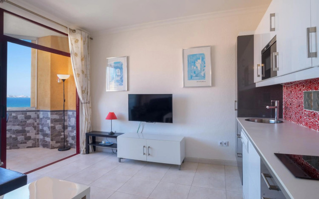 Stunning Marina view apartment