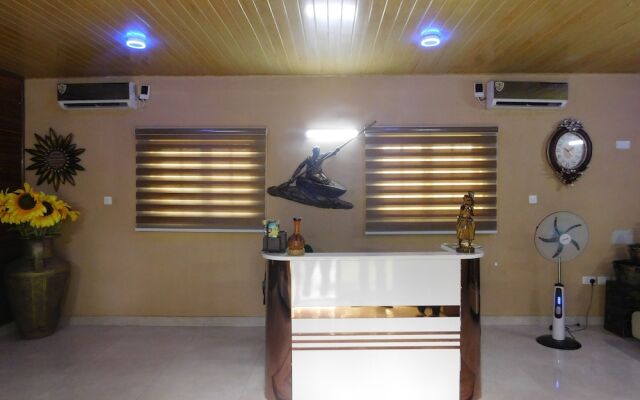 Honeyland Beach Resort