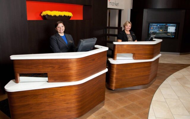 Courtyard by Marriott La Crosse