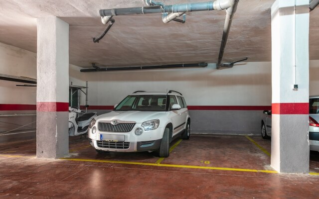 Elviria Marbella Luxury Penthouse Two Rooms PARKING and Golf