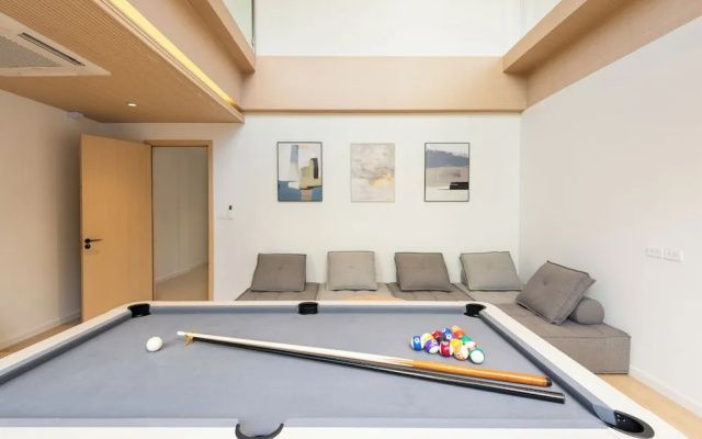 Spacious 4BR Muji Home With Loft & Pool in Ekkamai
