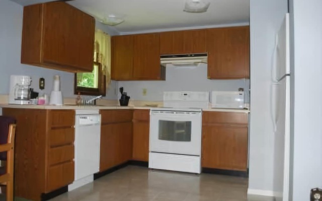 Black Hills Inn & Suites