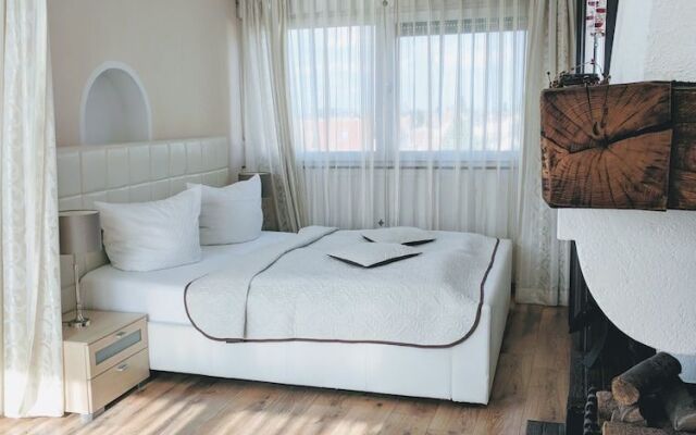 Apartmenthaus am Rhein