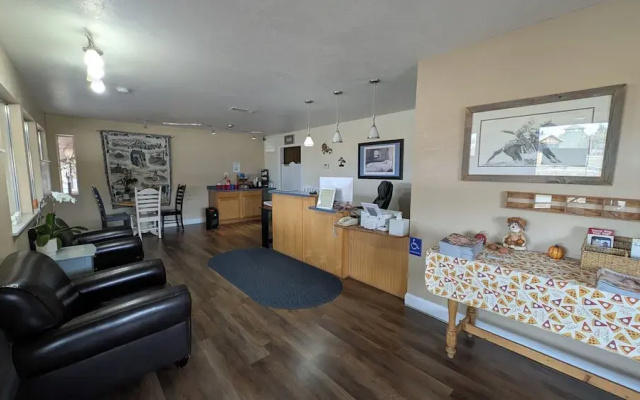 Himont Motel