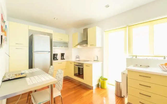 Amazing Beach Apt Panoramic View Next to Marina Alimos