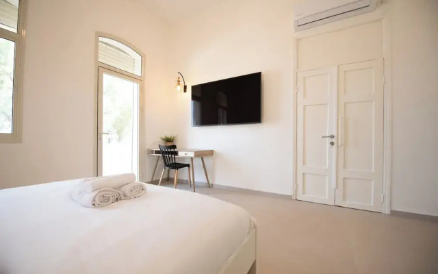 PORT CITY HAIFA - Authentic Luxury BG