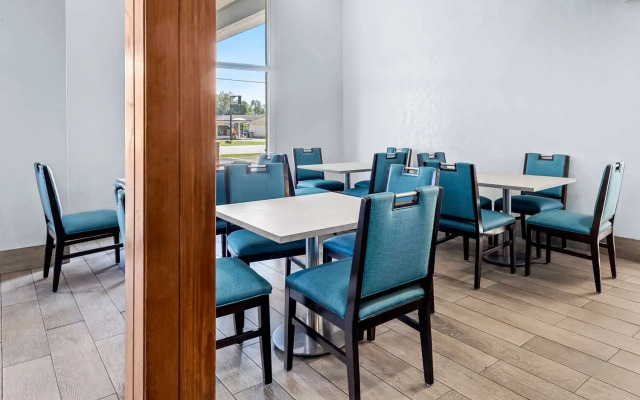 SureStay Plus by Best Western Beaumont