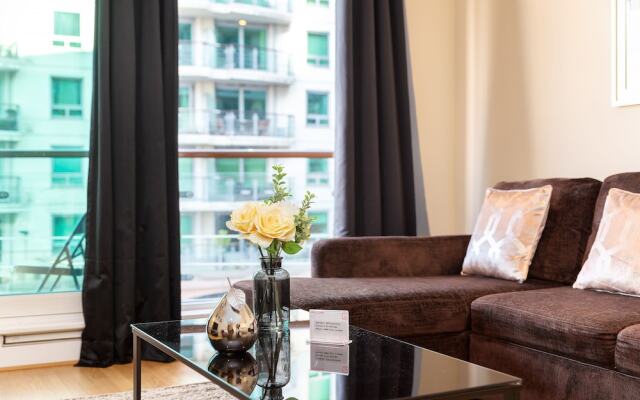 St. Georges Wharf Serviced Apartments by TheSqua.re