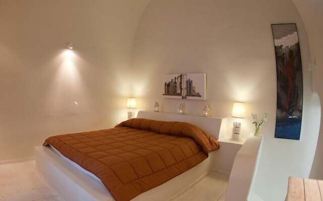 Art Villa Exogonia Santorini