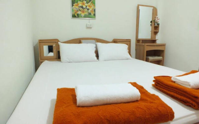 Bansuanchokdee Hotel