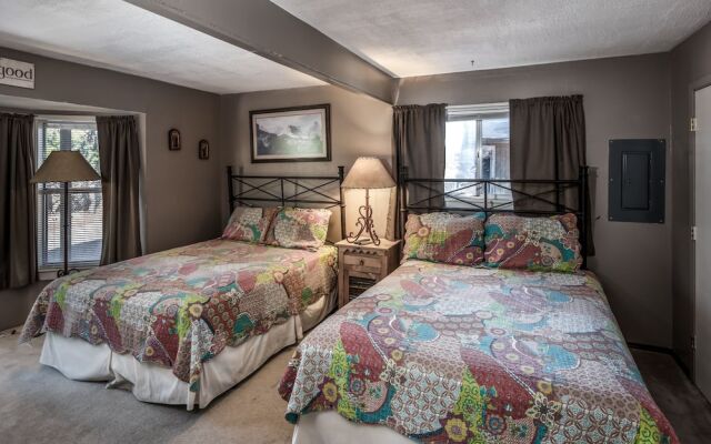 An Amazing View - Three Bedroom Cabin