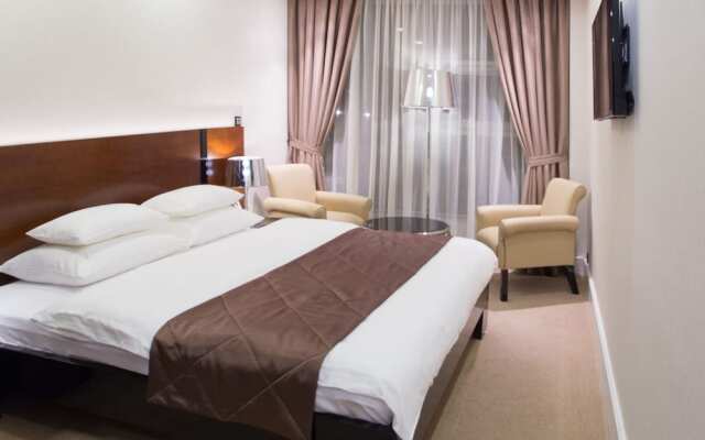 Grand hotel Palacio