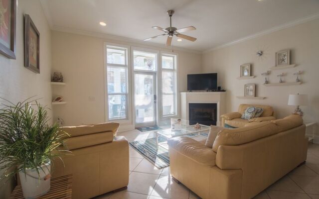 7418 Thomas Drive