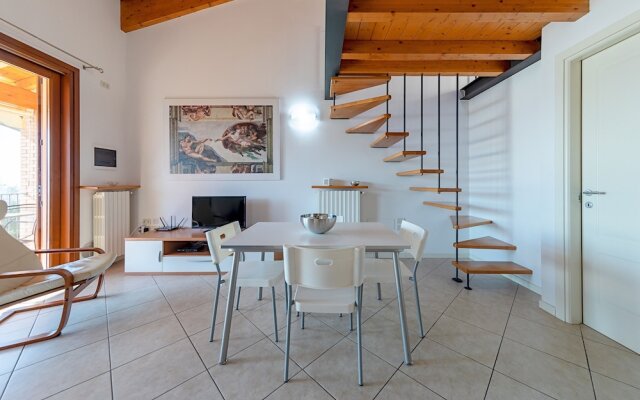 Le Olive 8-4 Apartment