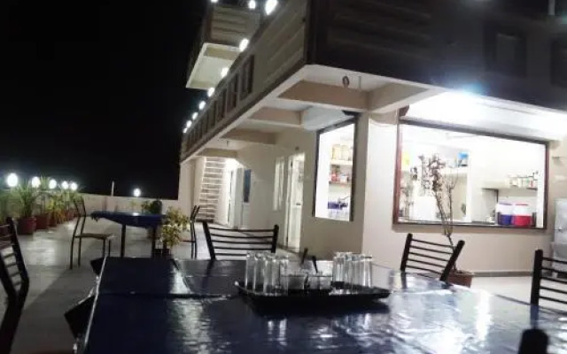 Hotel Royal Residency