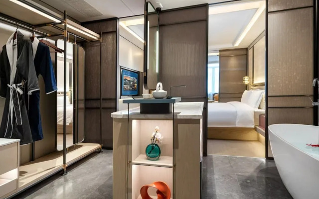 Shanghai Hongqiao Heyitang Hotel