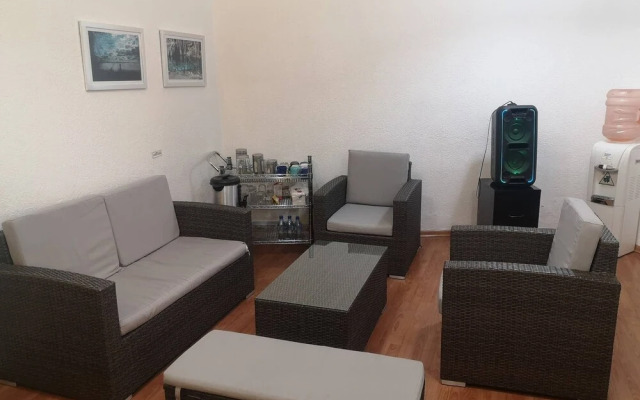 Private Room With Terrace And Sofa In Polanco