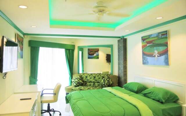 Jomtien Beach Condominium A2 Studio Apartment Pattaya