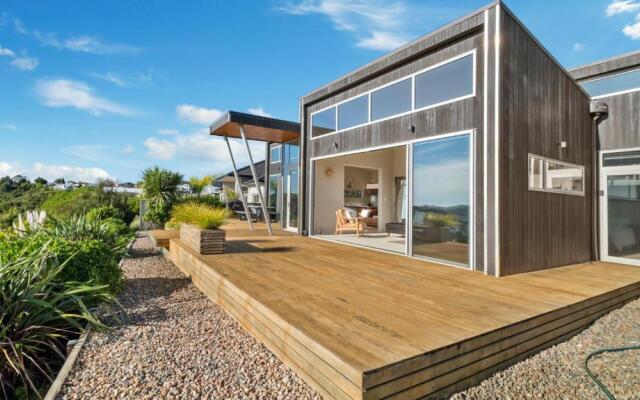 Tauriko Retreat - Tauranga Holiday Home