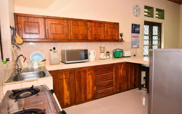 Deniyawatta Bungalow