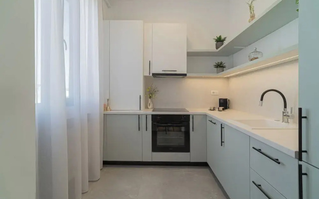 Vibrant & Spacious 3BR Condos on Amzei