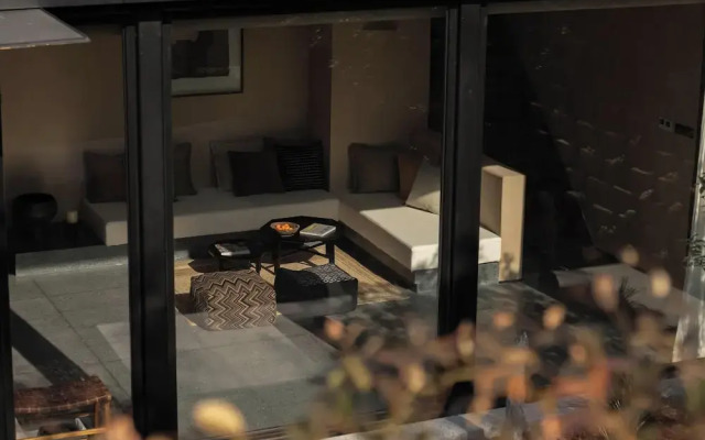 Anji ke gamer wild luxury Resort villa