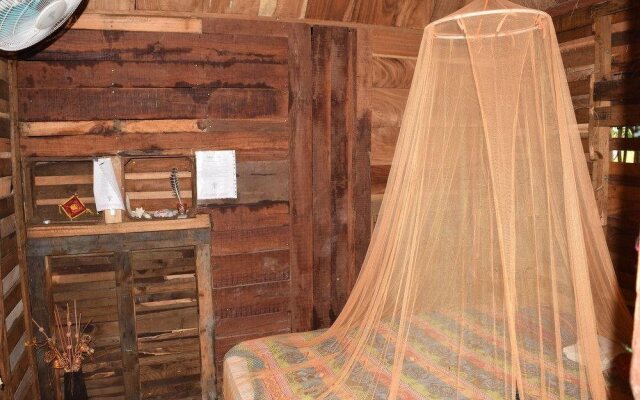 Camping Hostal El Árbol de la Vida