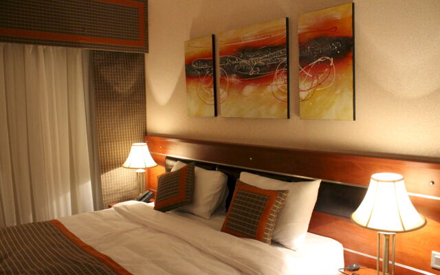 Golden Tulip Al Shakreen