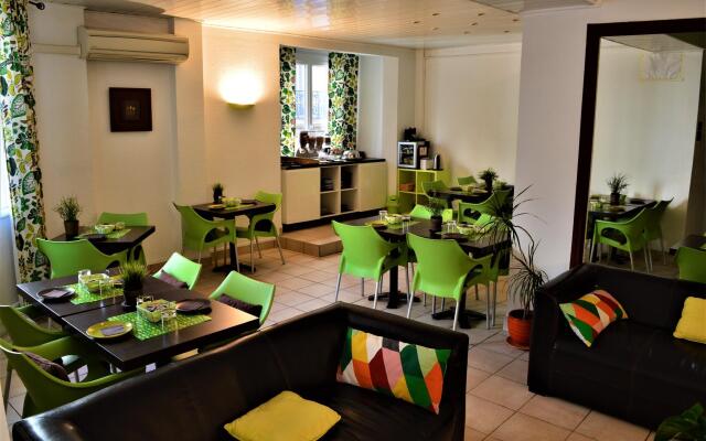Celenya Hôtel