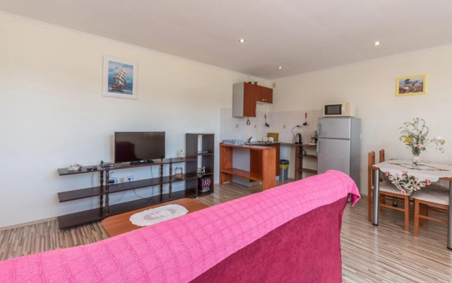 Stunning Apartment in Drage With Sauna, Wifi and 1 Bedrooms