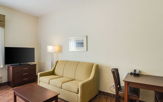 MainStay Suites Near Denver Downtown