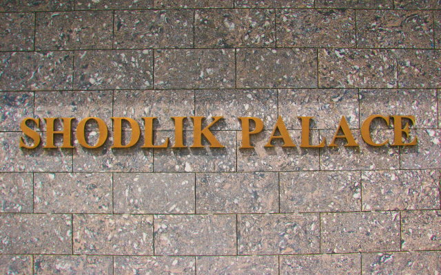 Shodlik Palace