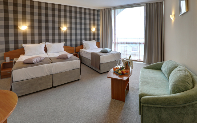 Mirabelle Hotel