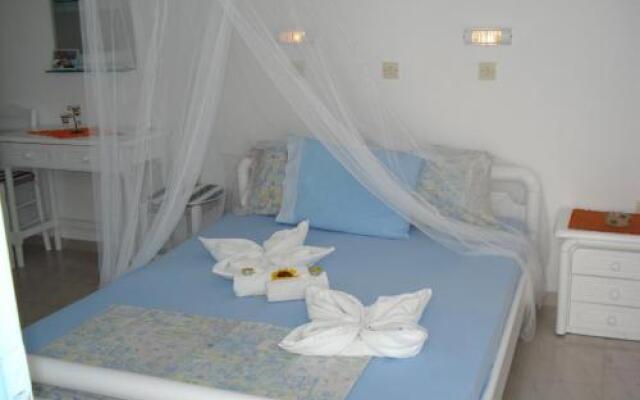 Aparthotel 3 Stars Piso Livadi