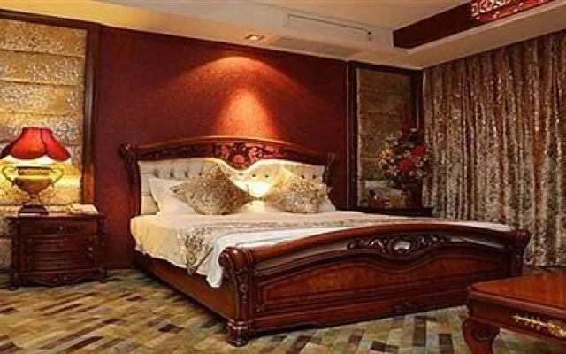 Dujiangyan Wood Ginkgo Hotel