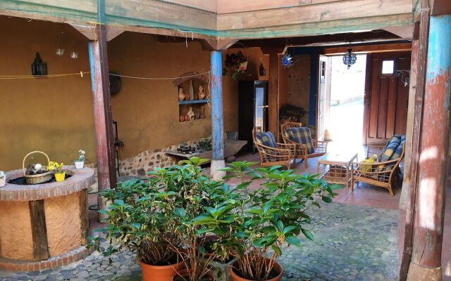 House With 4 Bedrooms in Veguellina de Órbigo, With Furnished Terrace