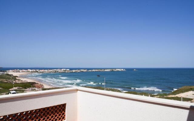 Villa Baleal Beach