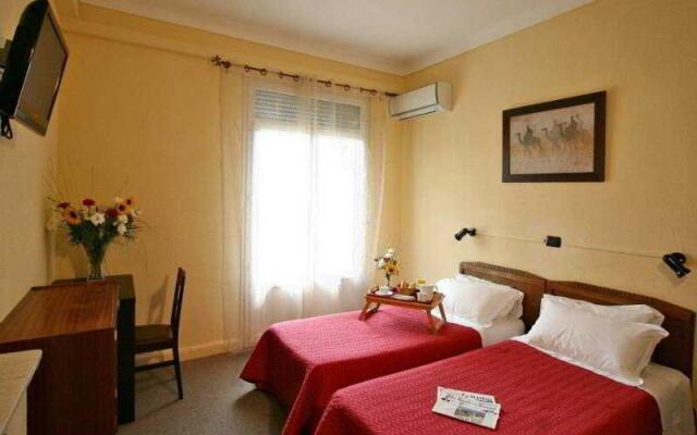 Hotel Savoy